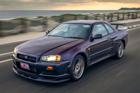 r34 emikukis|The R34 Nissan Skyline GT.